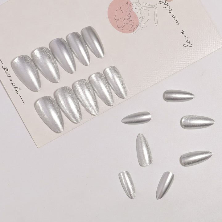 Glittery Stiletto Press-On Nails Bowlift