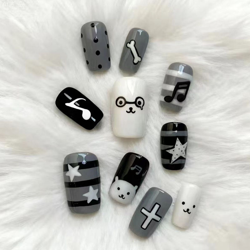 Whimsical Bear-Themed Press-On Nail Art Kit Bowlift
