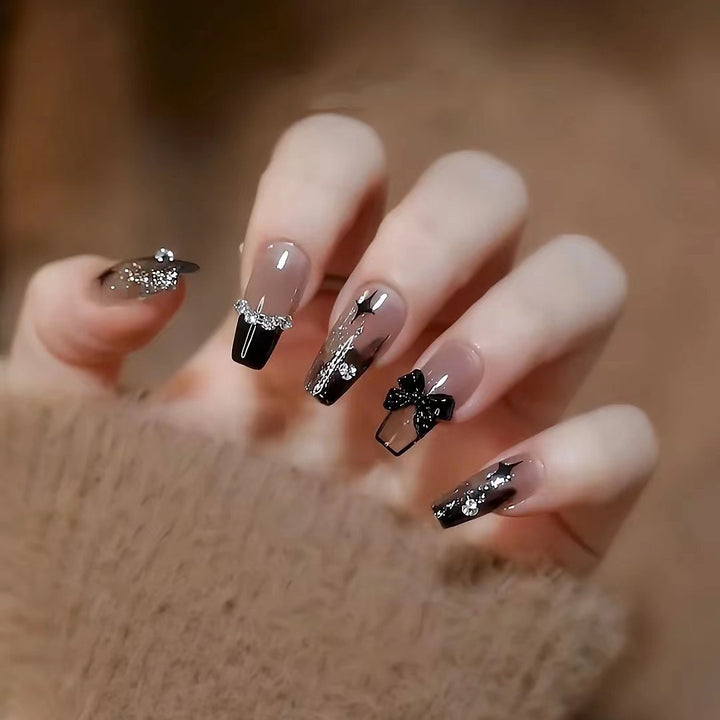Stylish heart and ombre design artificial nails Bowlift