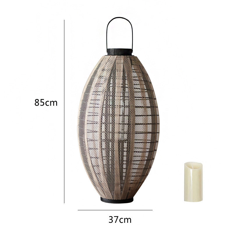Elegant lantern with metal grid Bowlift