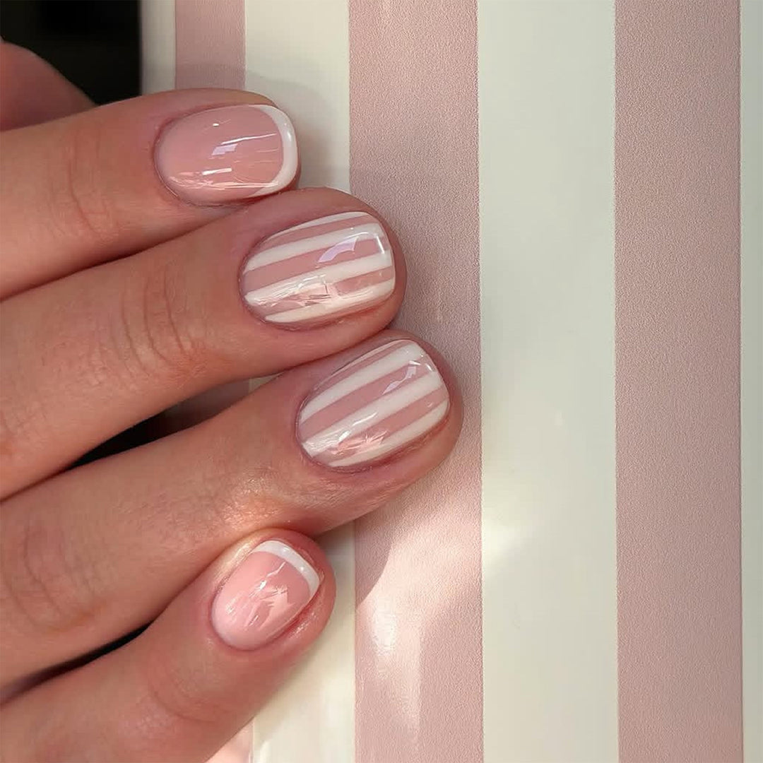 Artificial nail art with stripe pattern Bowlift