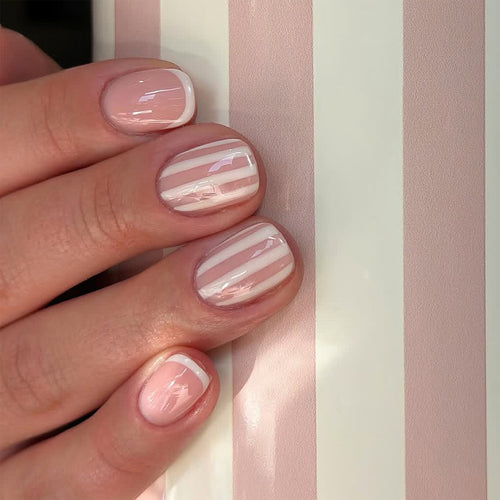 Artificial nail art with stripe pattern Bowlift
