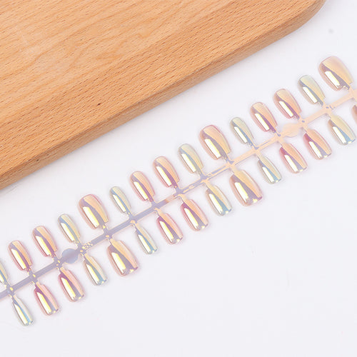 Iridescent Press-On Nail Collection Bowlift