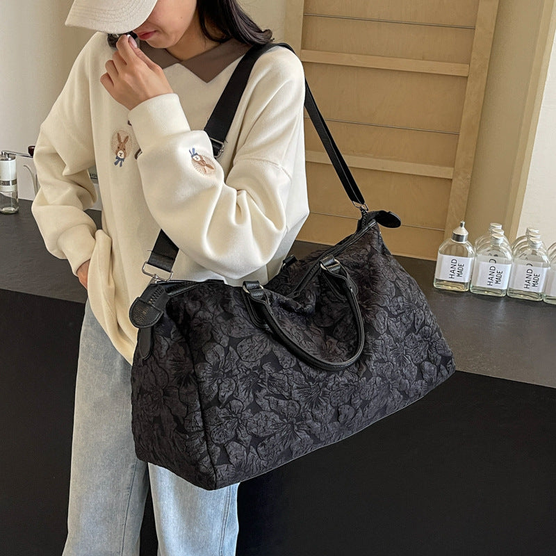 Stylish and Spacious Tote Bag Bowlift