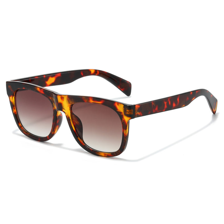 Retro-Inspired Tortoiseshell Sunglasses Bowlift
