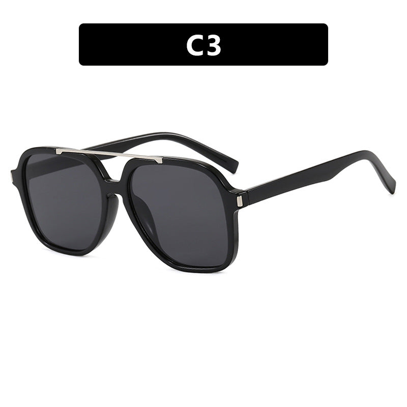 Women's square sunglasses with protective UV filter and elegant frame Bowlift