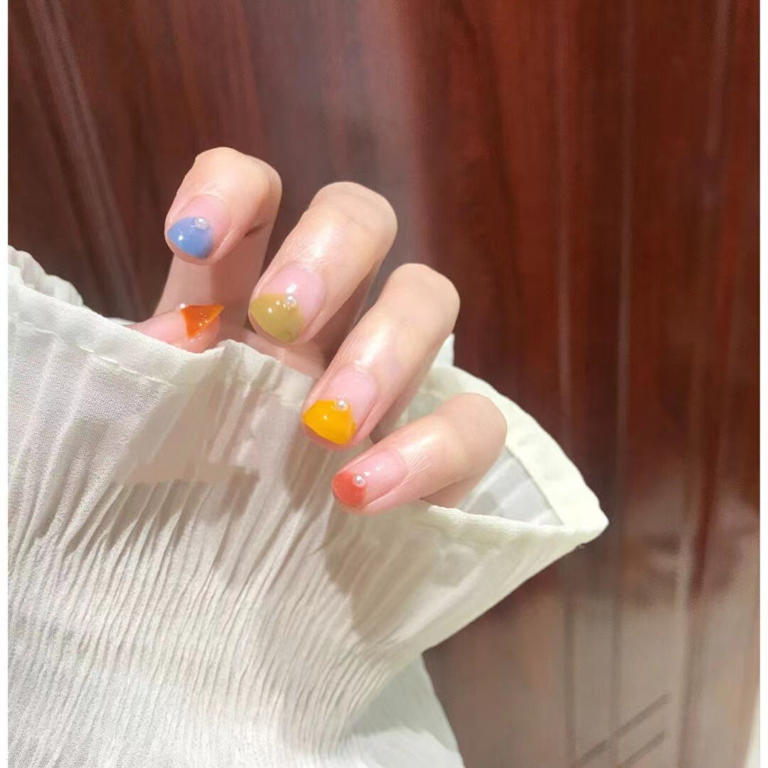 Creative artificial nails with geometric accents Bowlift