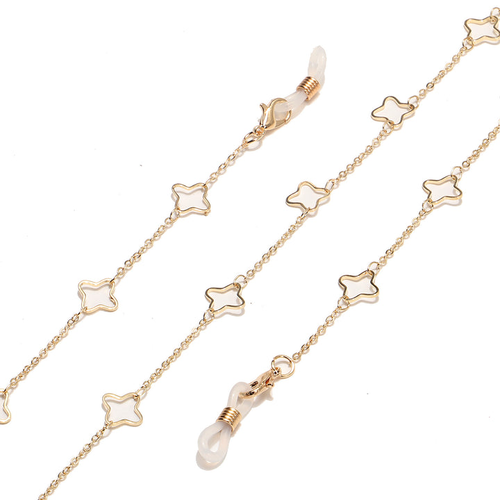 Star-Shaped Eyewear Chain Bowlift