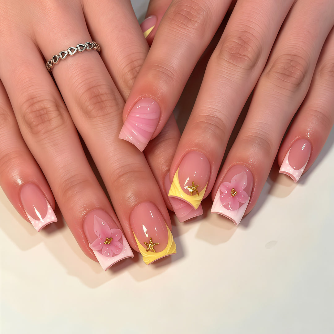 Decorative Press-On Nail Art Tips with Floral Accents Bowlift