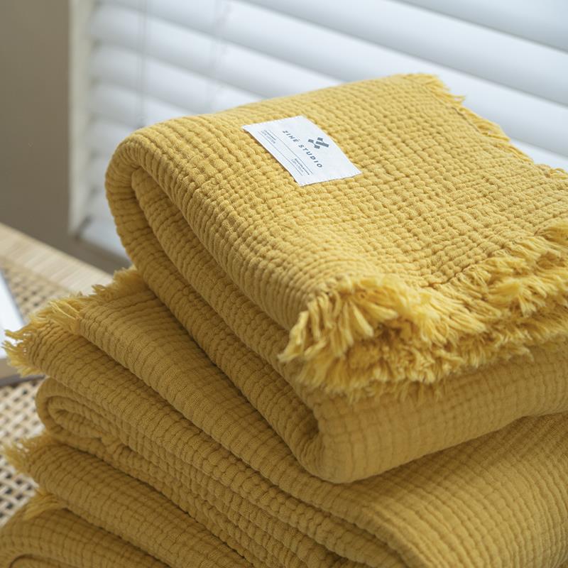 Women's cozy waffle textured blanket Bowlift