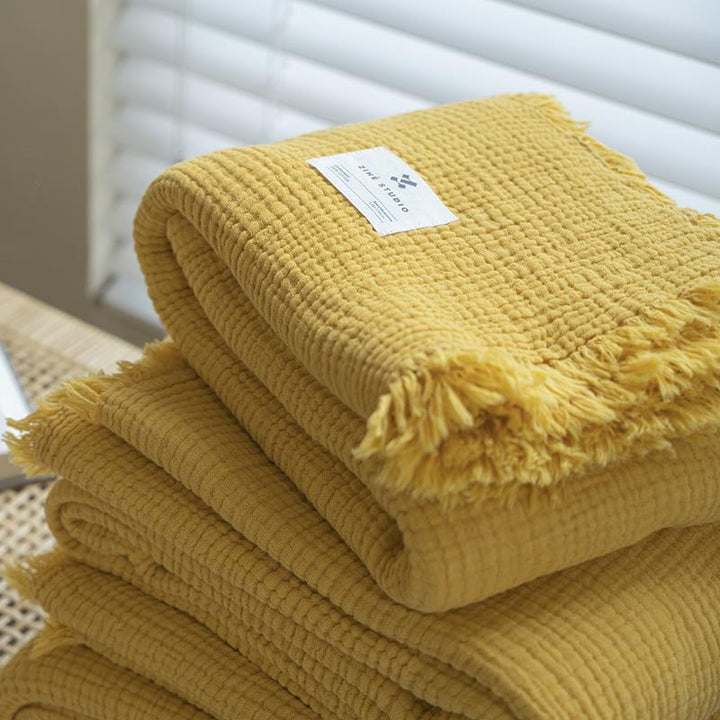 Women's cozy waffle textured blanket Bowlift