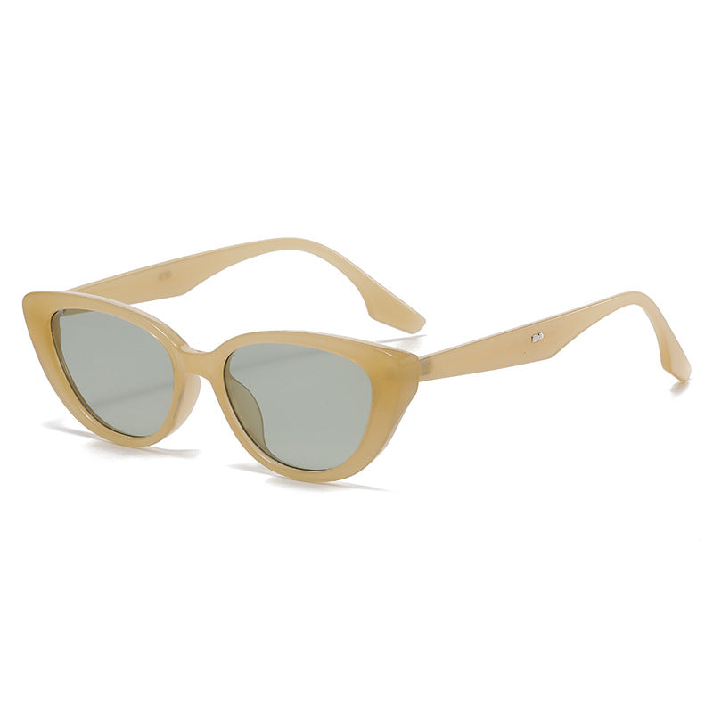 Women's Cat-Eye Sunglasses with Stylish Tortoiseshell Design Bowlift