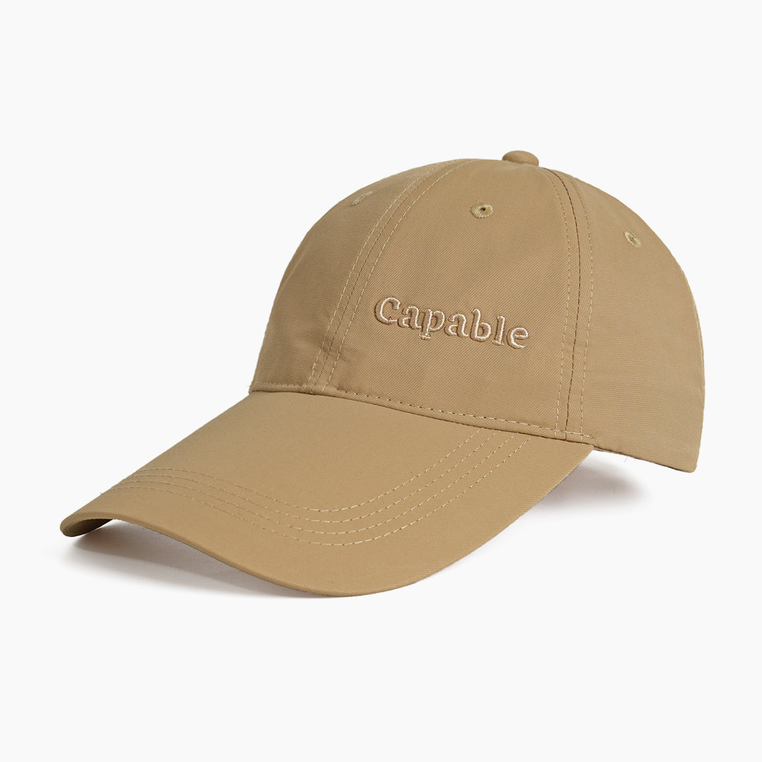 Women's sporty functional cap with breathable material Bowlift