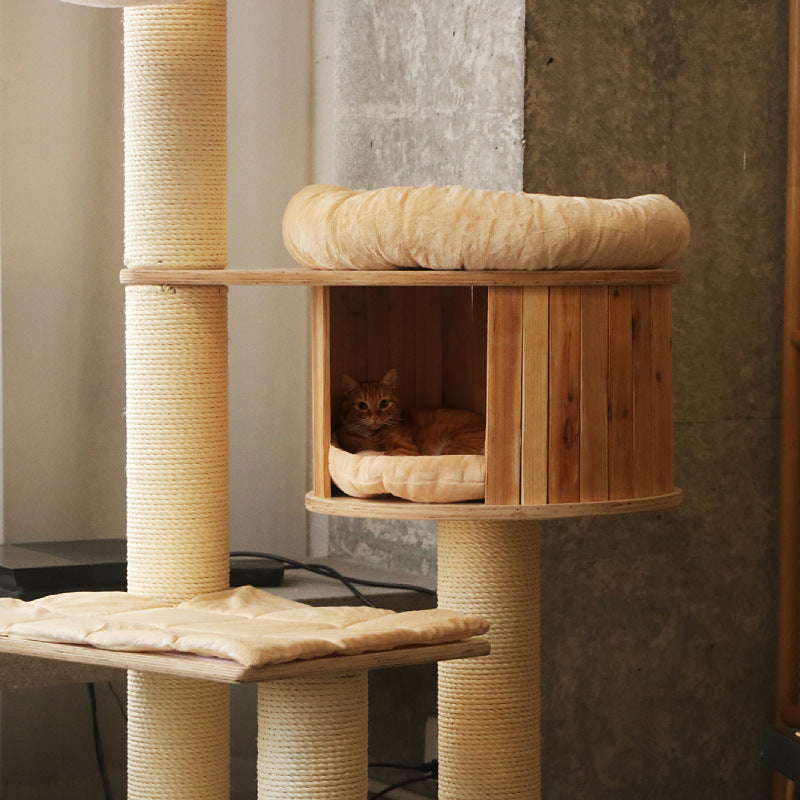 Cozy cat tree with multiple levels Bowlift