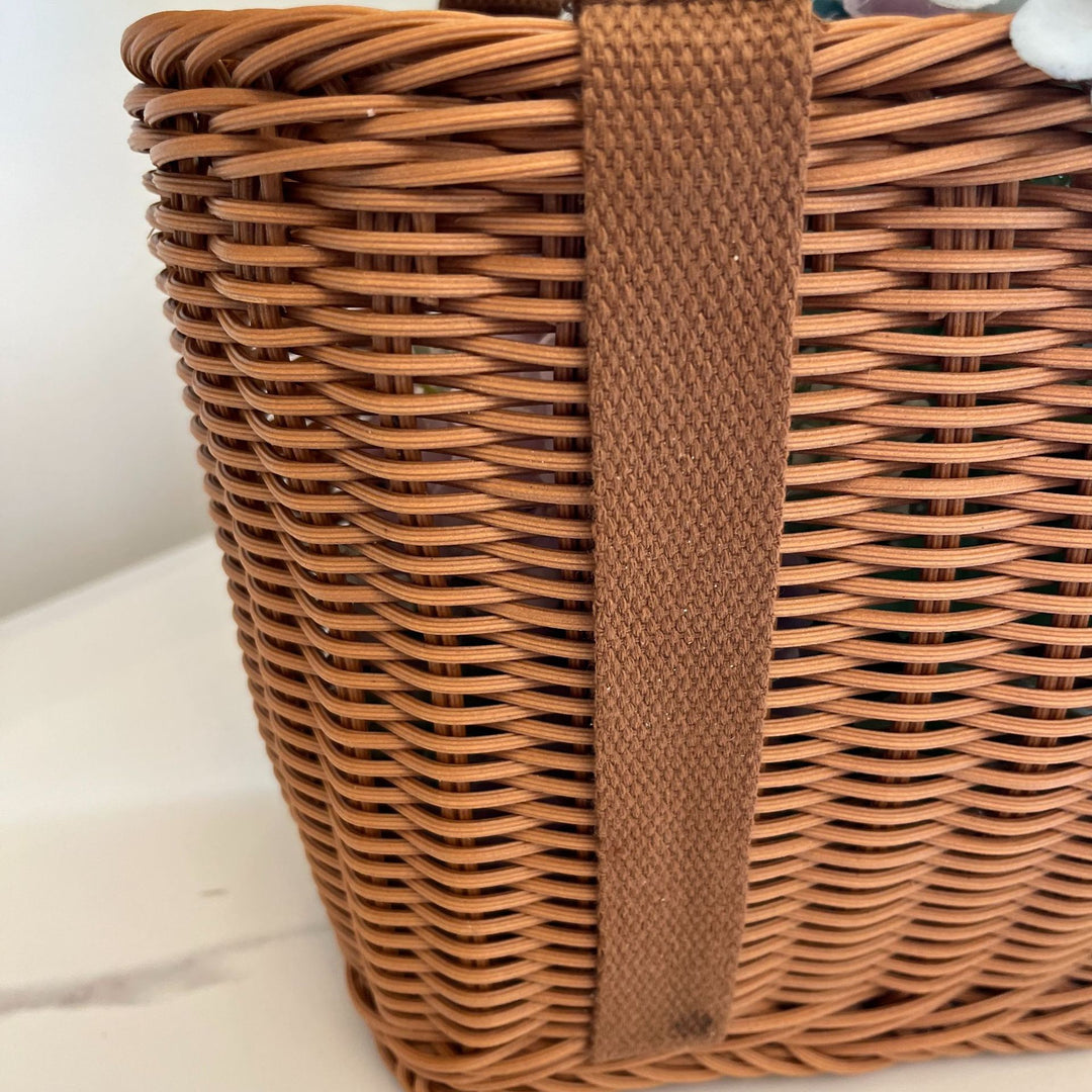 Women Handmade Storage Basket Made of Natural Material Bowlift
