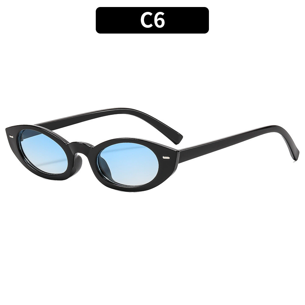 Vintage Cat-Eye Sunglasses Modern Appeal