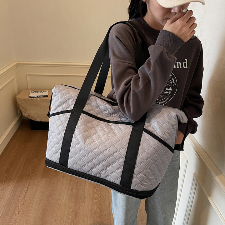 Quilted Travel Weekender Bag Bowlift