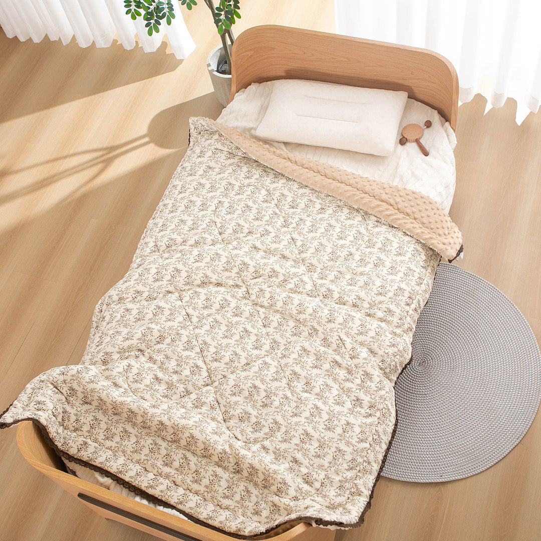 Women’s bedspread with high-quality floral design Bowlift