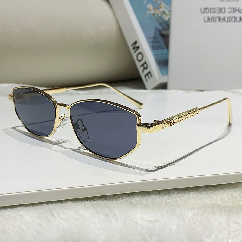 Women's elegant sunglasses with sparkling metal frame Bowlift