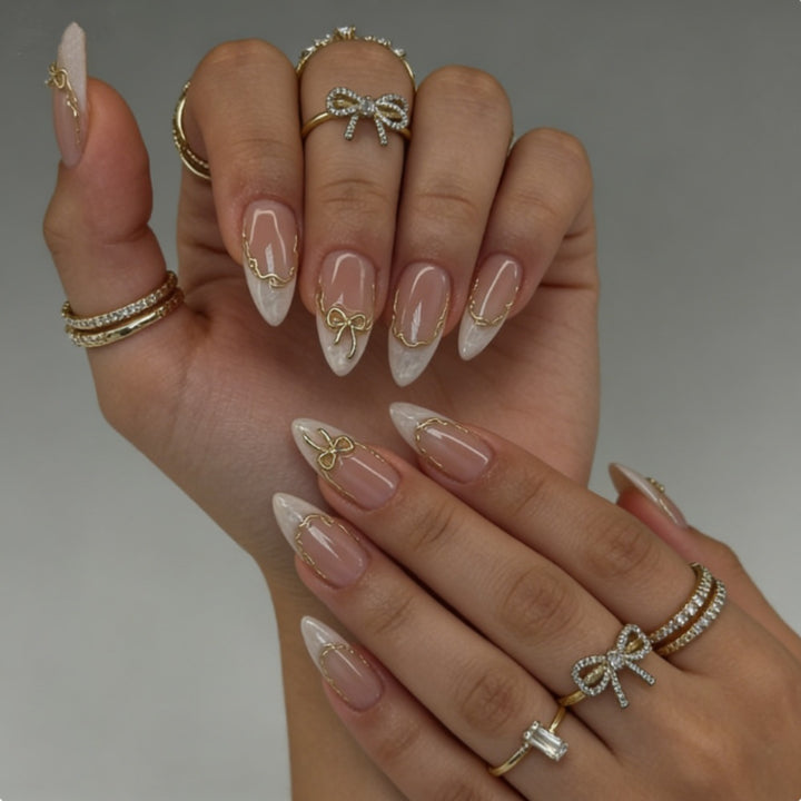 Elegant Artificial Nails in Luxurious Design Bowlift