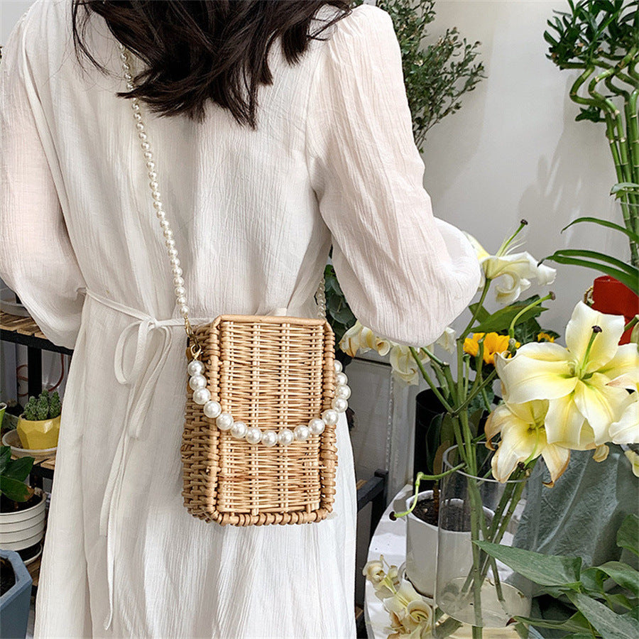 Women's Trendy Basket Bag with Pearl Chain Bowlift