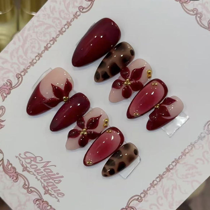 Artistic Press-On Nail Art Bowlift