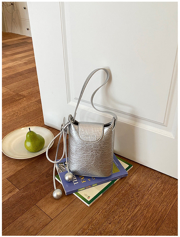 WoModern Textured Mini Crossbody Bag Bowlift