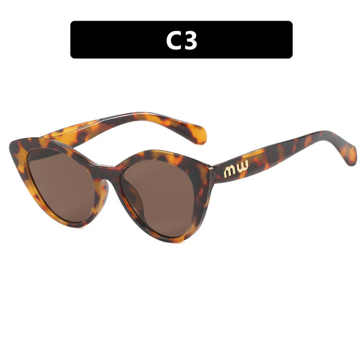 Women elegant Cat-Eye sunglasses with luxurious high-quality frame Bowlift
