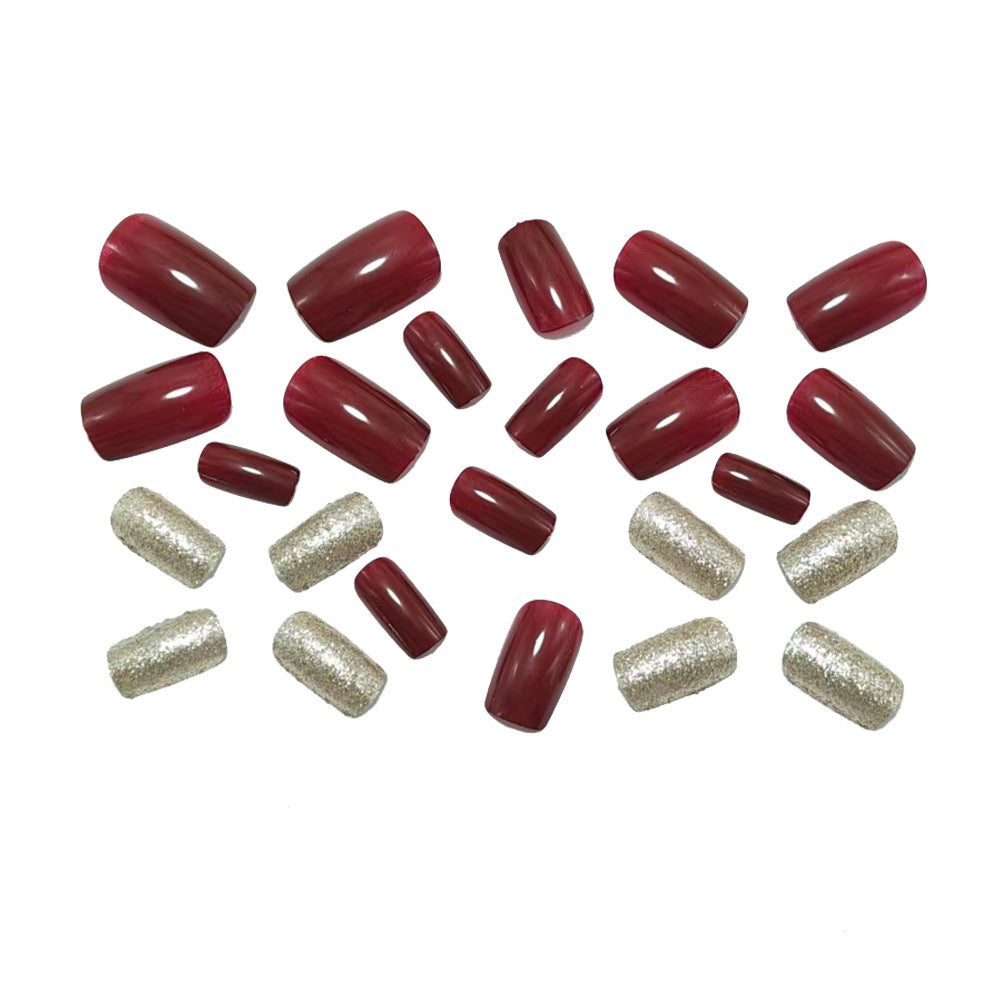 Glamorous artificial nails with metallic effects Bowlift