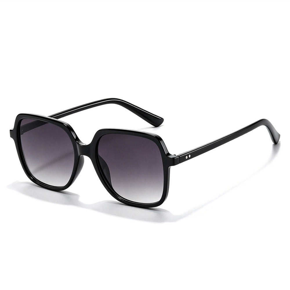 Fashionable Oversized Square Sunglasses Bowlift