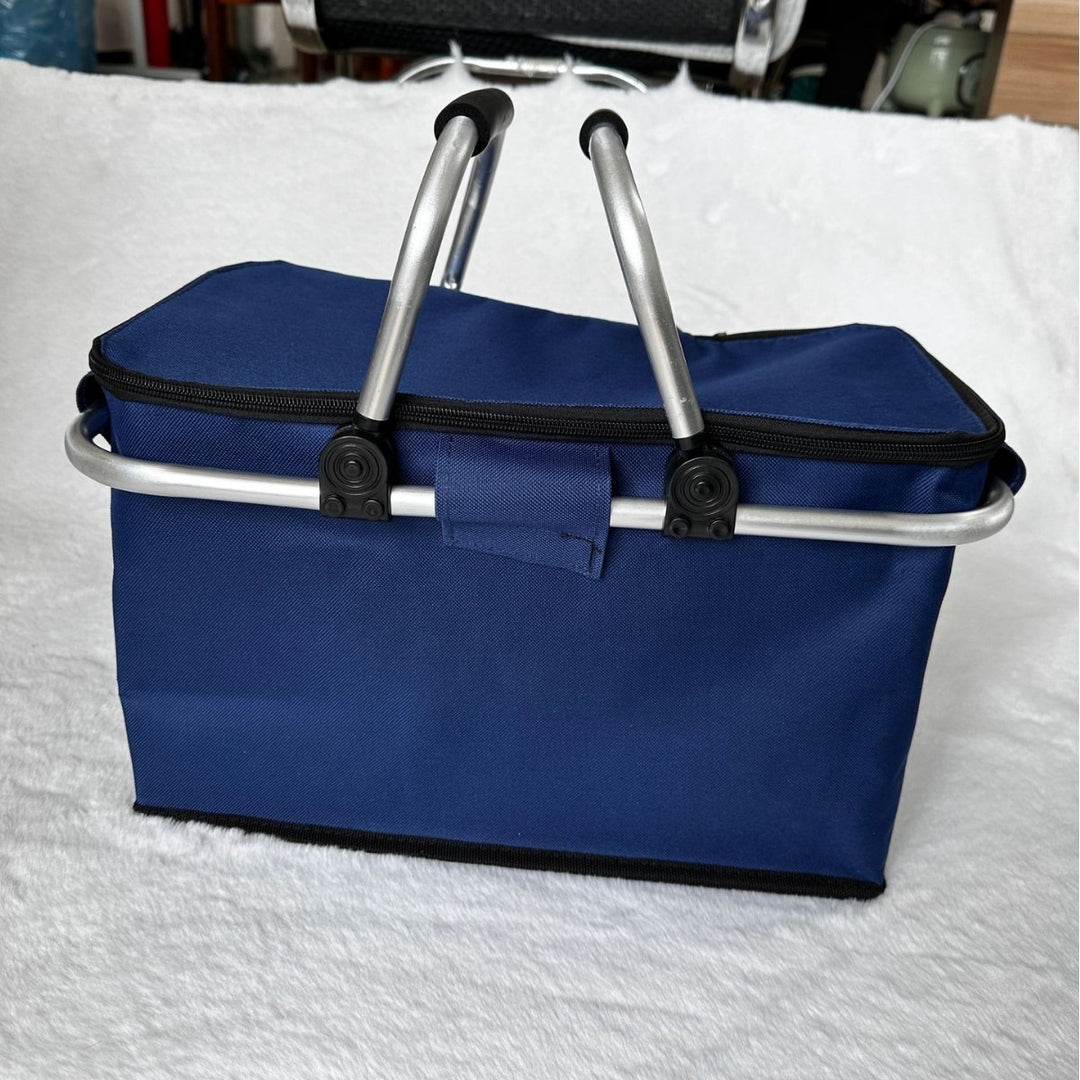 Cooler bag with sturdy aluminum frame and insulating inner lining Bowlift