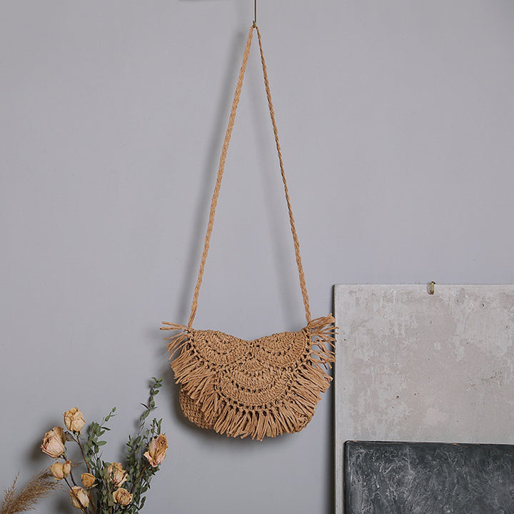 Boho Crossbody Bag Made of Handcrafted Natural Material Bowlift