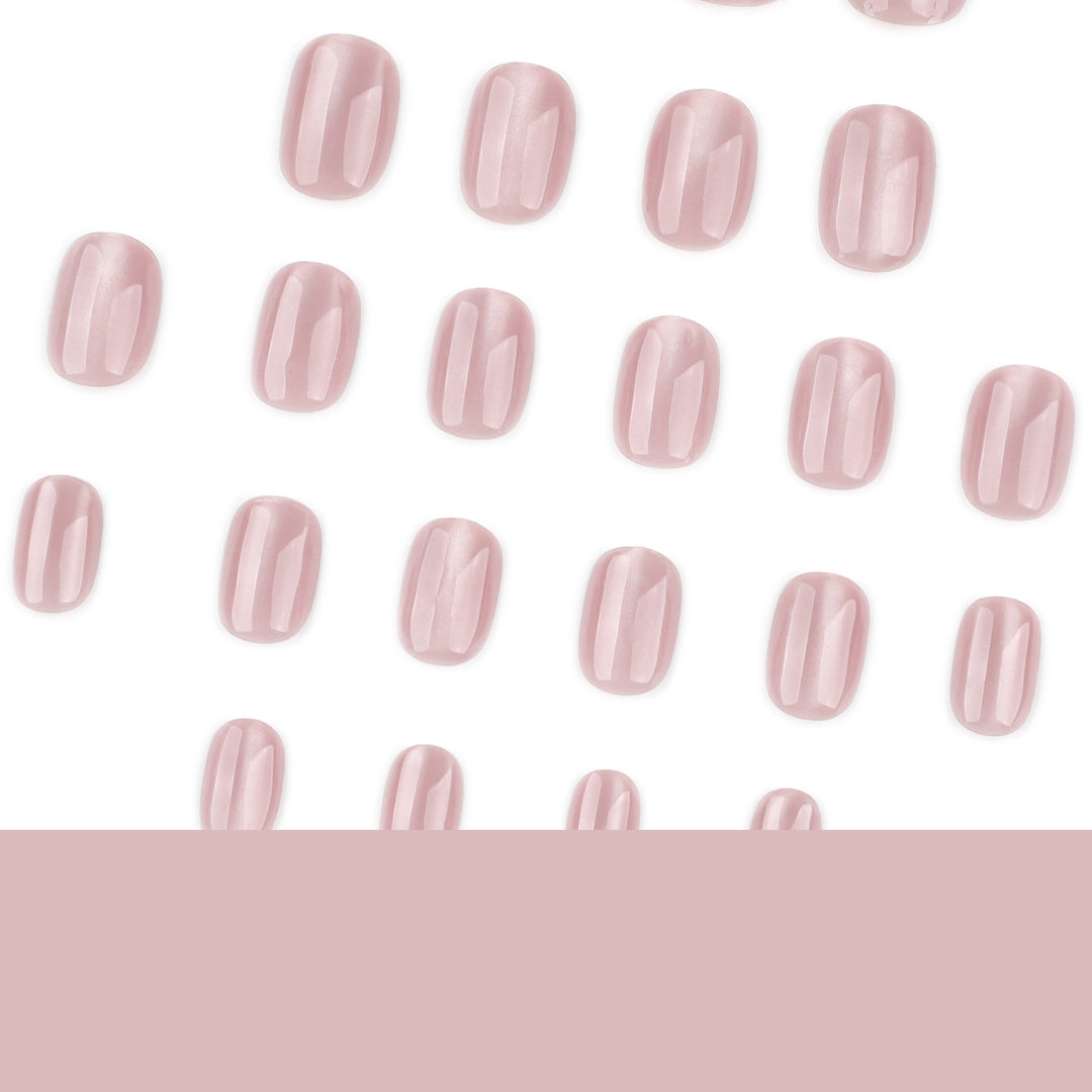 High-quality artificial nails with natural shine Bowlift