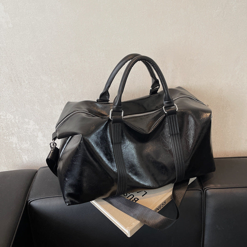 Elegant Travel Bag Made of High-Quality Artificial Leather Bowlift