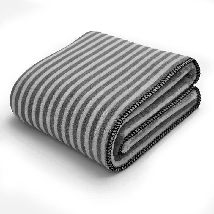 Ladies warms comfortable fleece blanket with elegant stripe structure Bowlift
