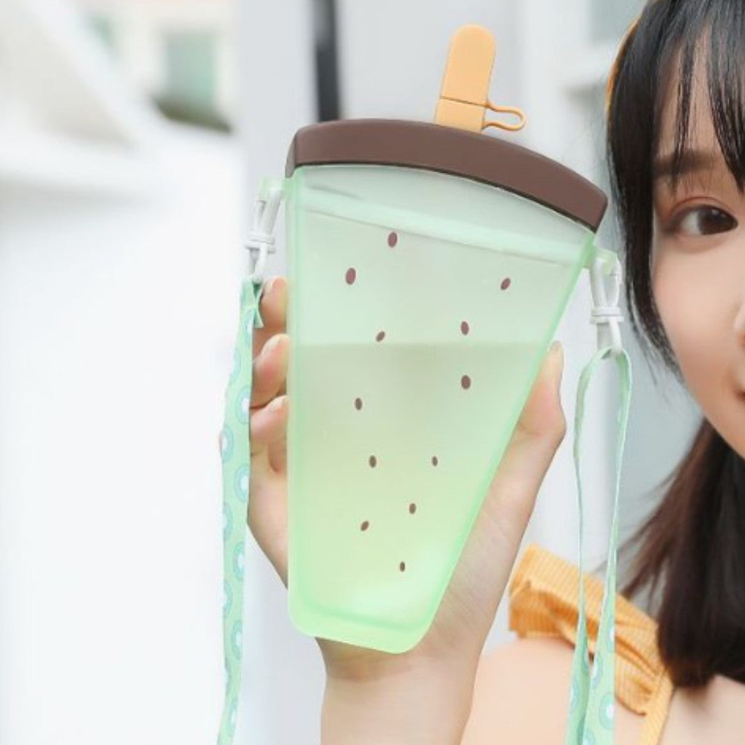 Ladies creative fruit water bottle Bowlift