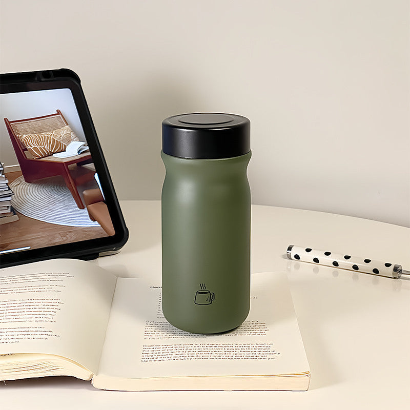 Women’s insulated drinking bottle with practical screw cap and ergonomic design Bowlift