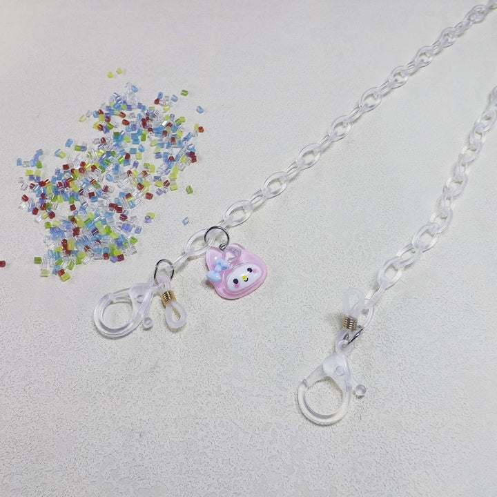 Playful glasses holder chain made of transparent material Bowlift