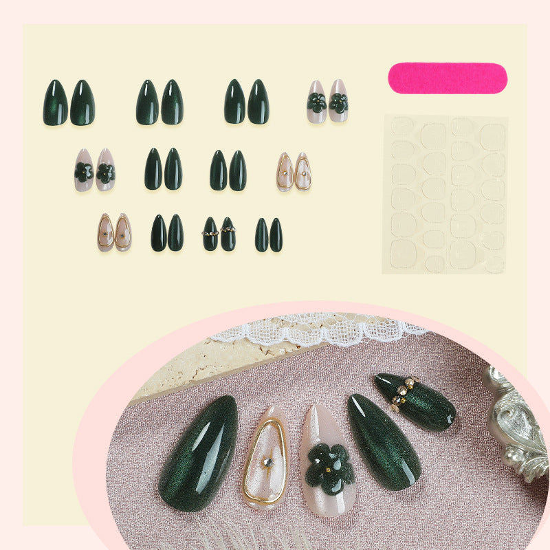 Glamorous Press-On Nail Set with Decorative Floral Accents Bowlift