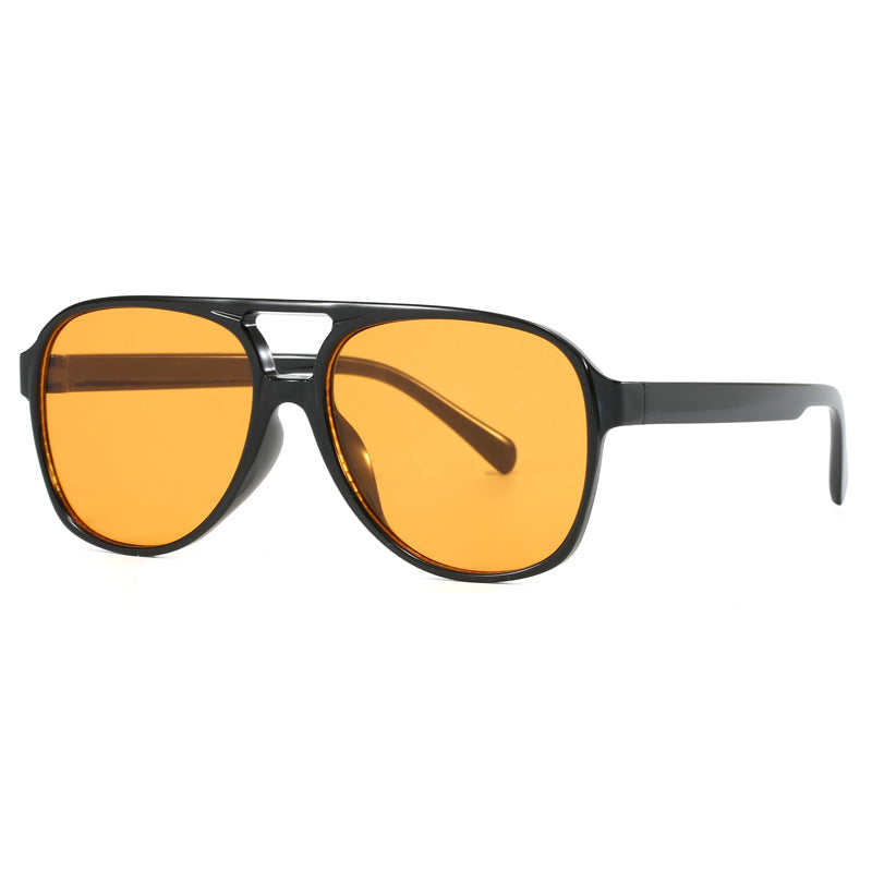 Women’s Oversized Sunglasses with Sporty Design Bowlift
