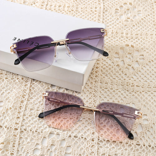 Ladies' fashionable sunglasses with intricate frame and UV protection Bowlift