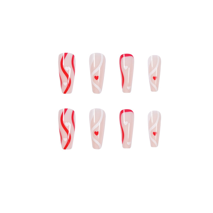 Artificial nail art with hearts Bowlift