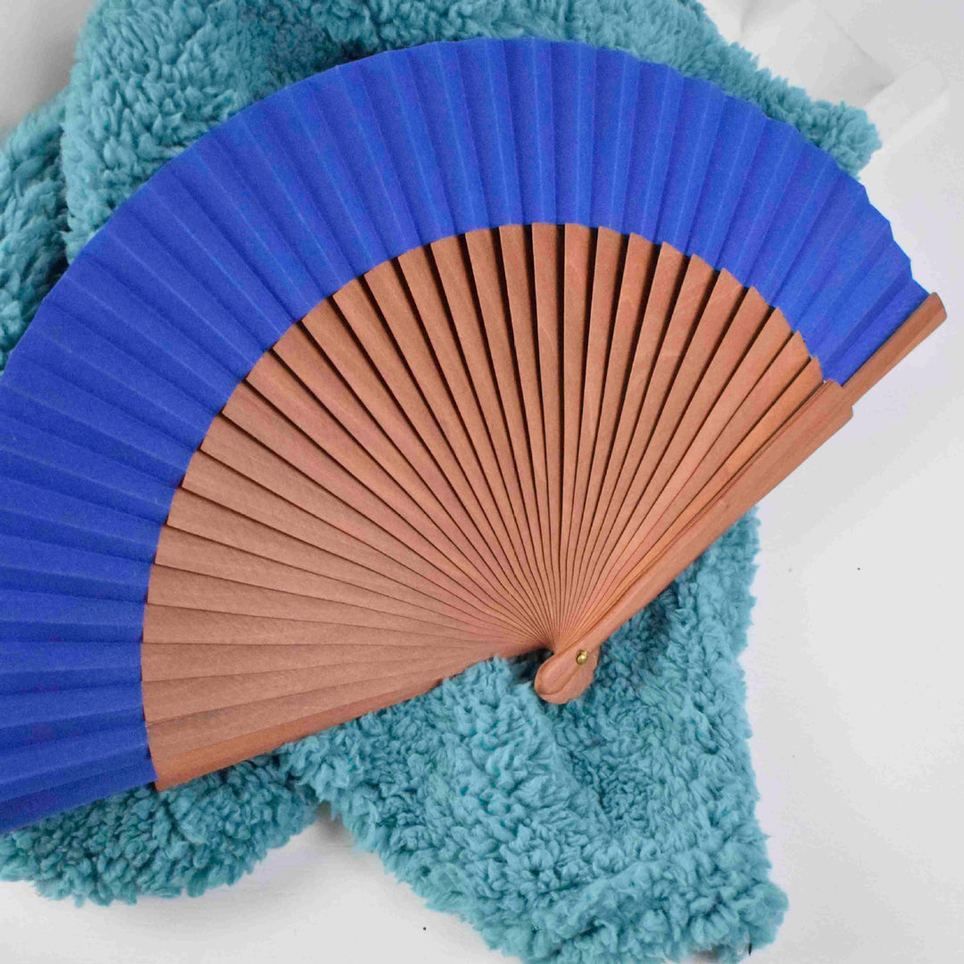 Ladies elegant hand fan made of eco-friendly paper Bowlift
