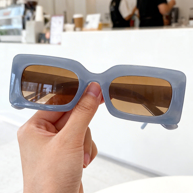 Bold Retro Square Sunglasses Bowlift
