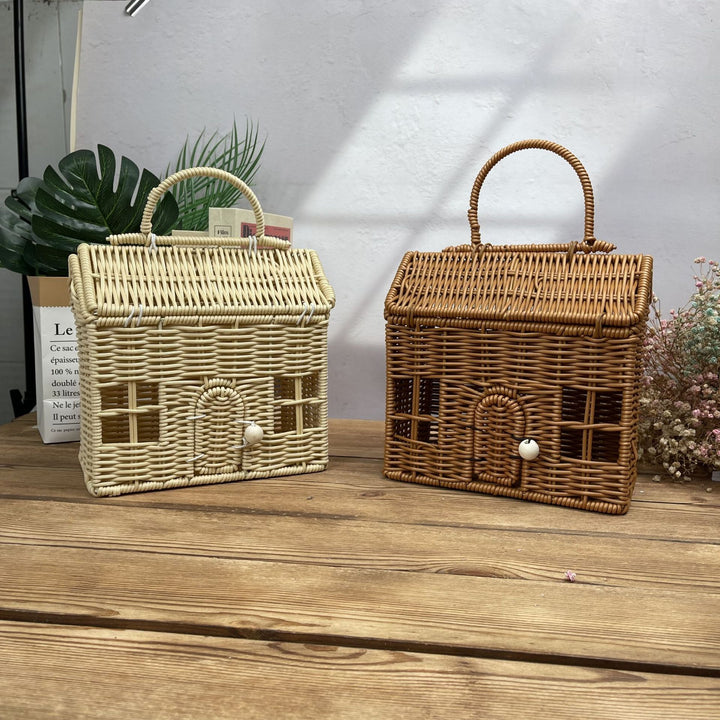 Women's stylish braided basket with rounded roof Bowlift
