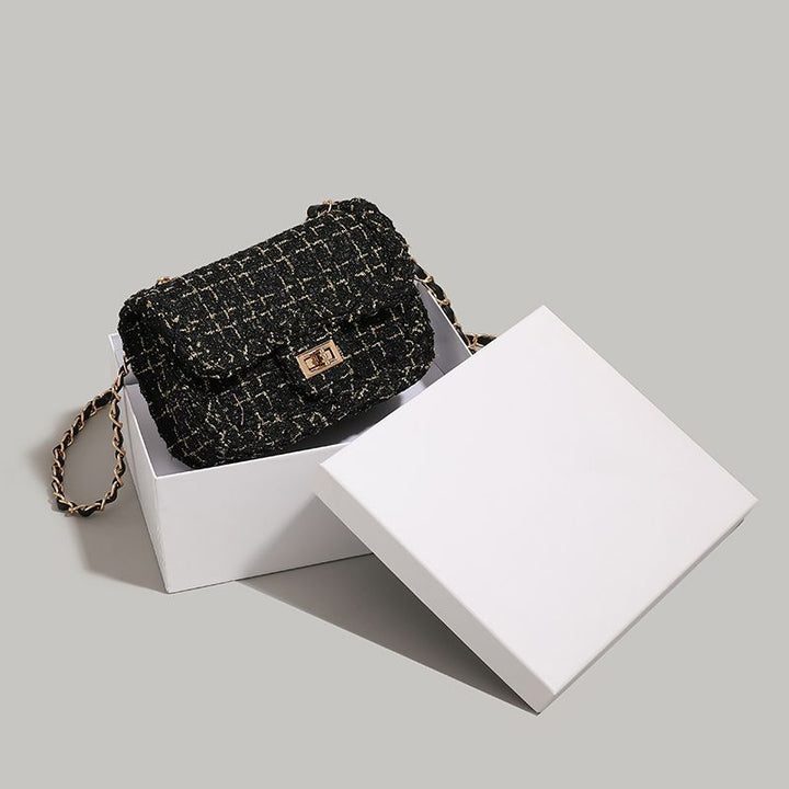 Elegant Tweed Shoulder Bag Bowlift