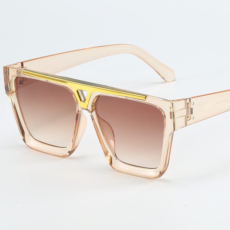 Ladies fashionable oversized sunglasses with stylish golden accent Bowlift