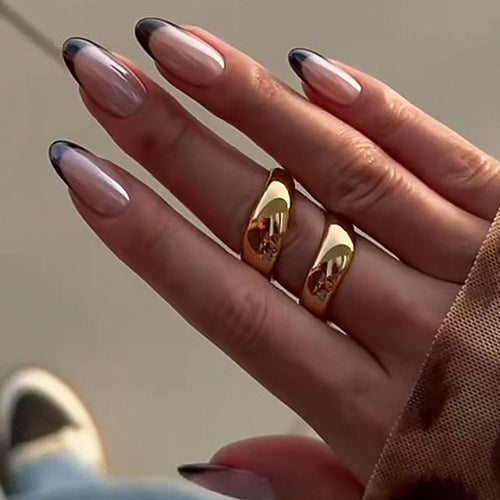 Glamorous Press-On Nail Set with High-Shine Finish and Elegant French Tips Bowlift
