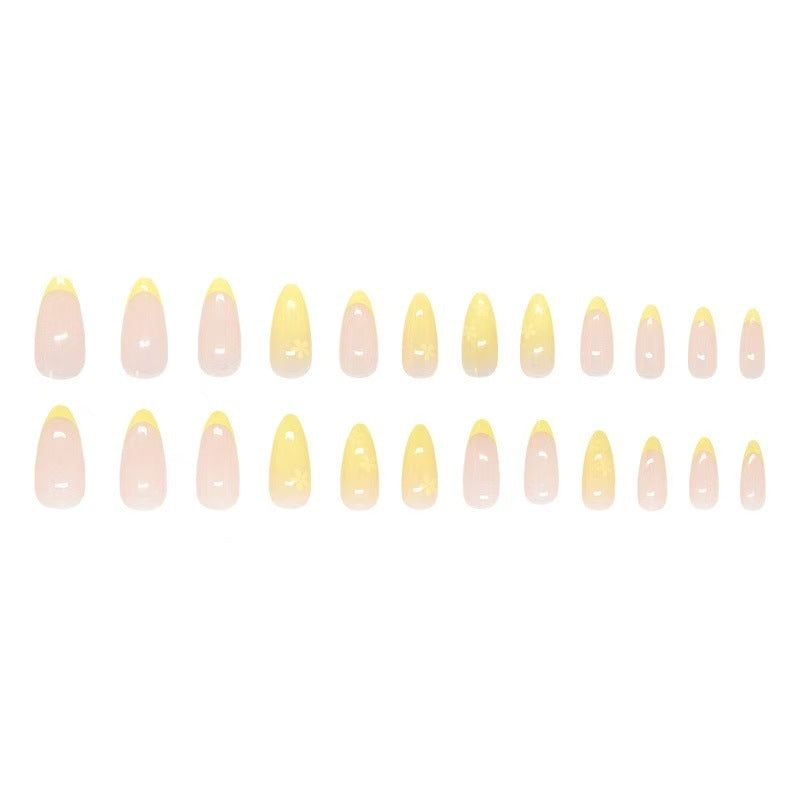 Elegant artificial nails with floral accents Bowlift
