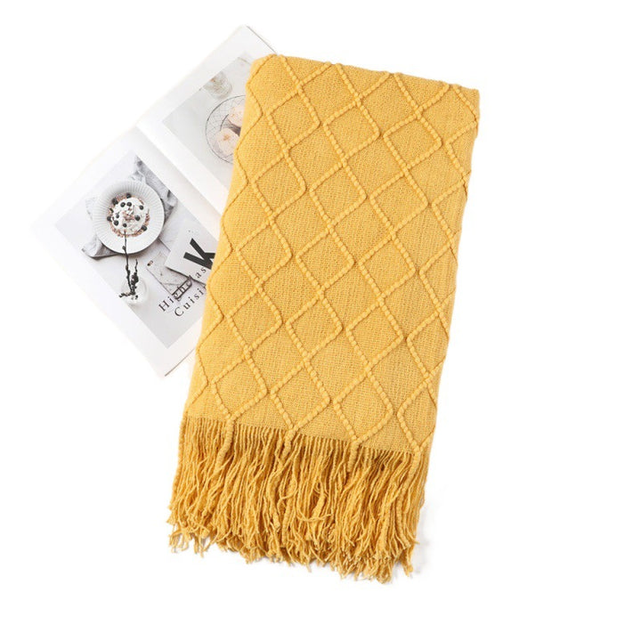 Women's elegant and cozy throw blanket with decorative pattern Bowlift